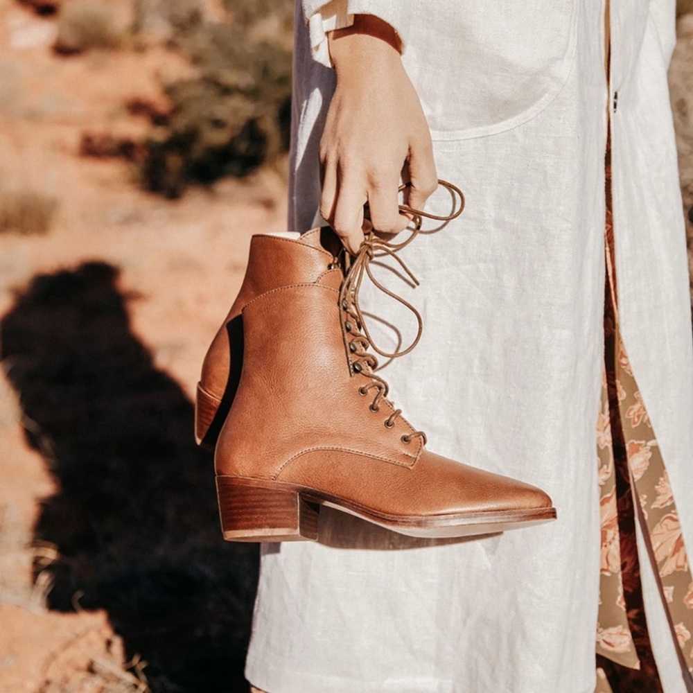 Christy Dawn The Dawn Boot in Canyon Leather - Picture 3 of 5